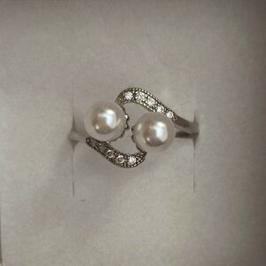 White Gold And Pearl Ring
